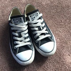 Black converse